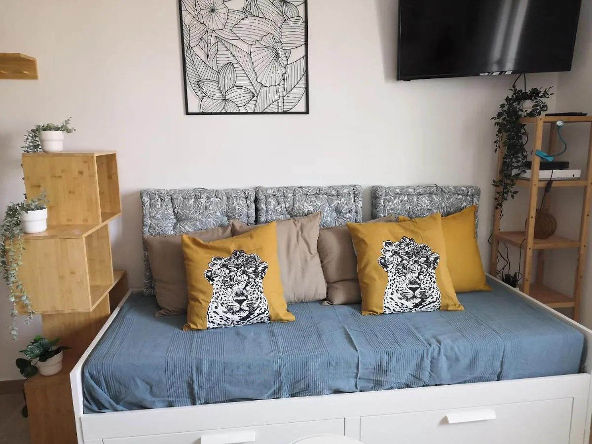 Spacieux Logement Vieil Antibes Climatise 5 Minutes Plages