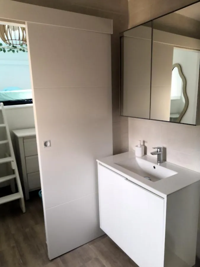 דירה Spacieux Logement Vieil Antibes Climatise 5 Minutes Plages